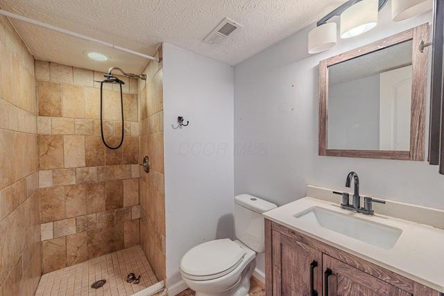 3001 Essington Drive, Dublin, OH 43017