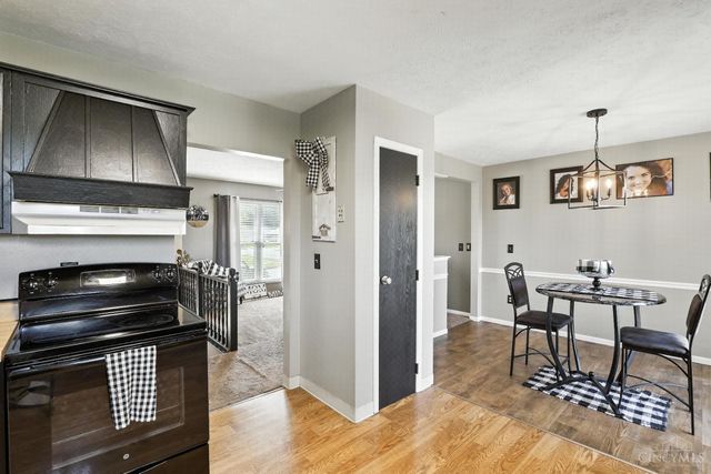 901 Katherine Avenue, Lebanon, OH 45036