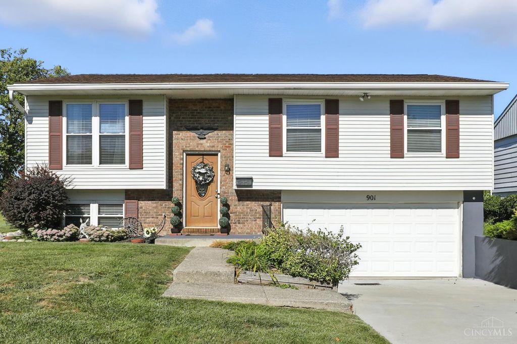 901 Katherine Avenue, Lebanon, OH 45036