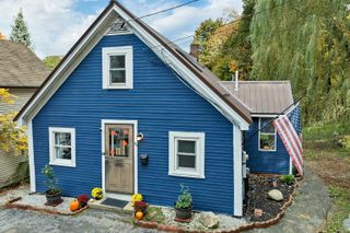 96 Clinton Street, Laconia, NH 03246