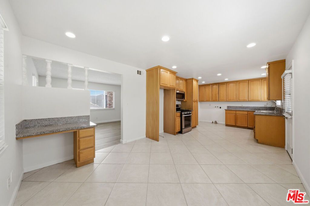 Image 10 of property listing at 13010 Marlette Drive, La Mirada, CA 90638