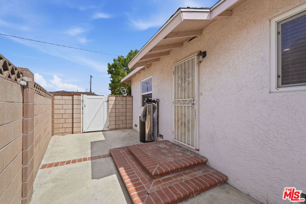 Image 25 of property listing at 13010 Marlette Drive, La Mirada, CA 90638