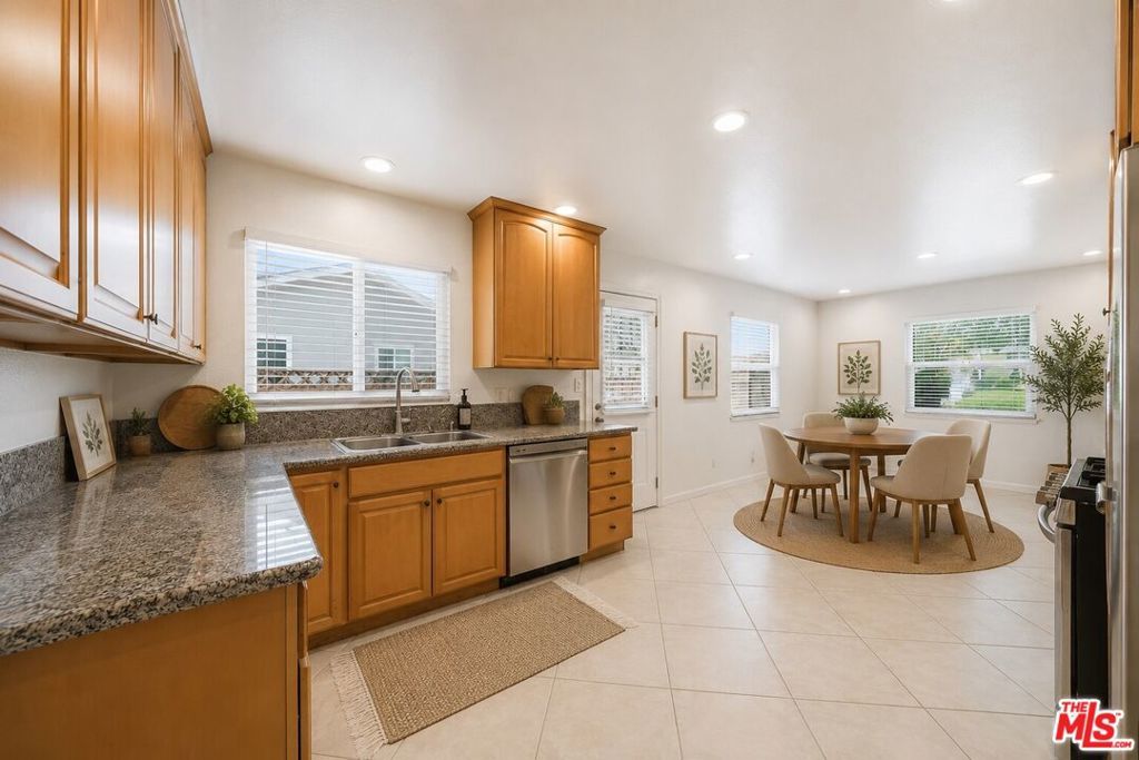 Image 4 of property listing at 13010 Marlette Drive, La Mirada, CA 90638