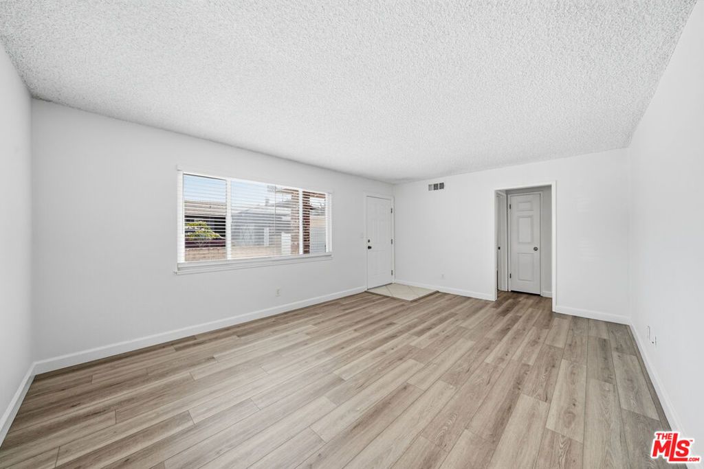 Image 7 of property listing at 13010 Marlette Drive, La Mirada, CA 90638