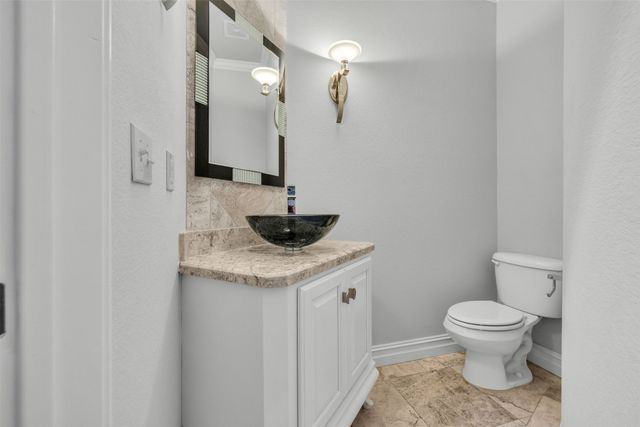 10712 S 95th Court, Tulsa, OK 74133