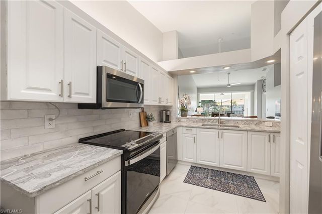 7564 Silver Trumpet LN U202, Naples, FL 34109