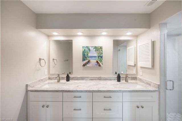 7564 Silver Trumpet LN U202, Naples, FL 34109