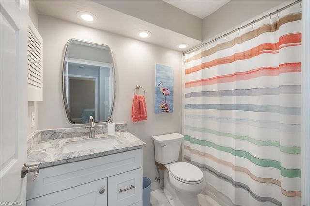 7564 Silver Trumpet LN U202, Naples, FL 34109