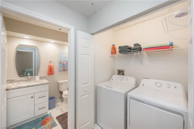 7564 Silver Trumpet LN U202, Naples, FL 34109