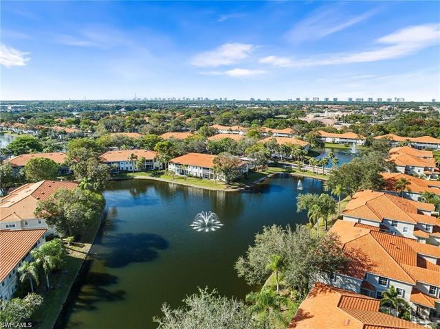 7564 Silver Trumpet LN U202, Naples, FL 34109