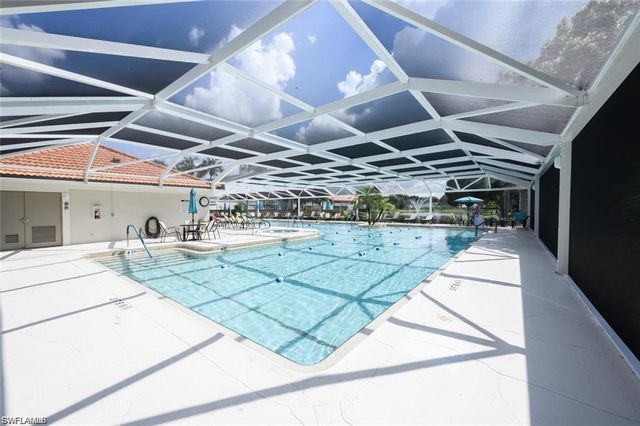 7564 Silver Trumpet LN U202, Naples, FL 34109