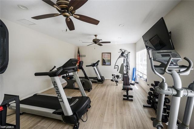 7564 Silver Trumpet LN U202, Naples, FL 34109