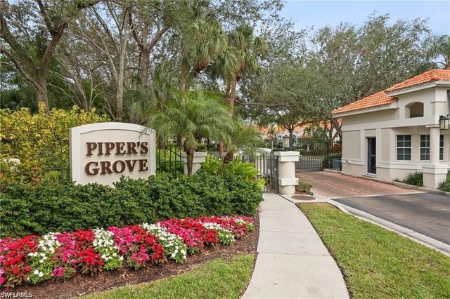 7564 Silver Trumpet LN U202, Naples, FL 34109