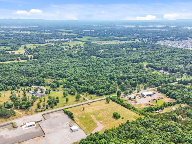 4346 Veals Rd, Murfreesboro, TN 37127