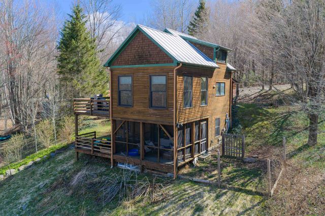 1470 Moody Road, Huntington, VT 05462
