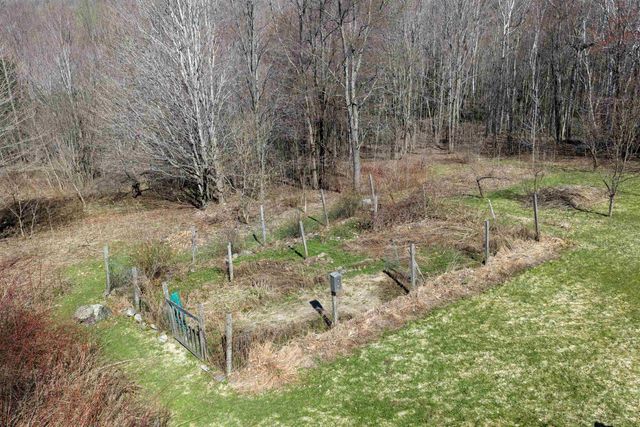 1470 Moody Road, Huntington, VT 05462