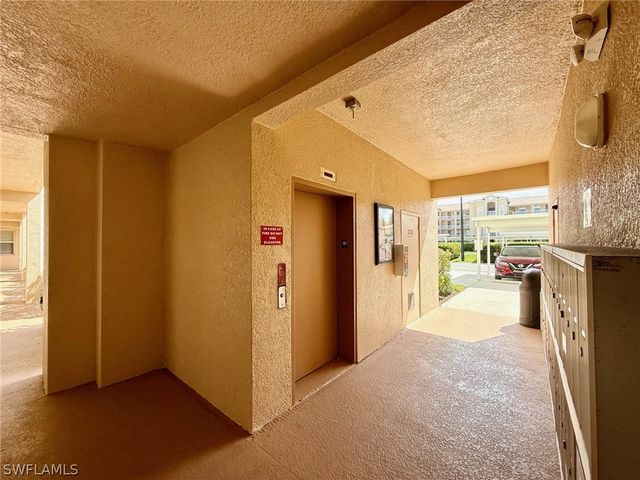 8450 Kingbird LOOP 431, Estero, FL 33967