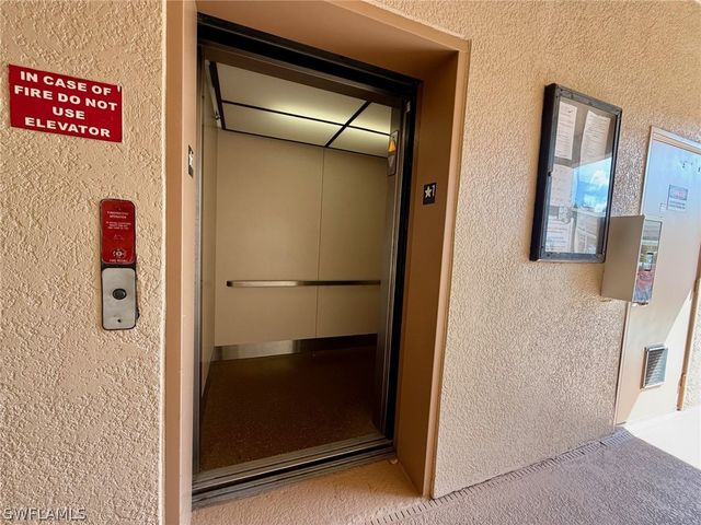 8450 Kingbird LOOP 431, Estero, FL 33967