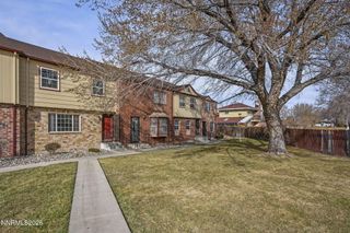 483 Beacon Hill Court #16D, Sparks, NV 89431