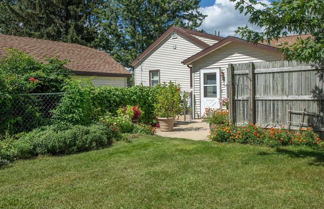 1760 Michigan Drive, Evansdale, IA 50707