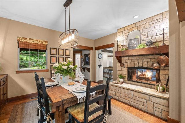 53 Wildcat Lane, Eureka Springs, AR 72631