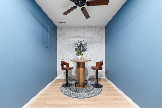 53 Wildcat Lane, Eureka Springs, AR 72631