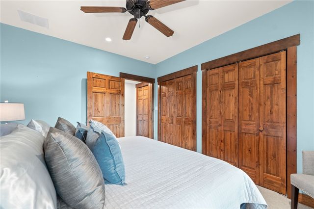 53 Wildcat Lane, Eureka Springs, AR 72631