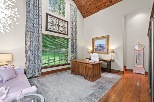 53 Wildcat Lane, Eureka Springs, AR 72631