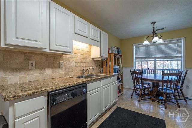 1202 Nunnally Drive, Monroe, GA 30655