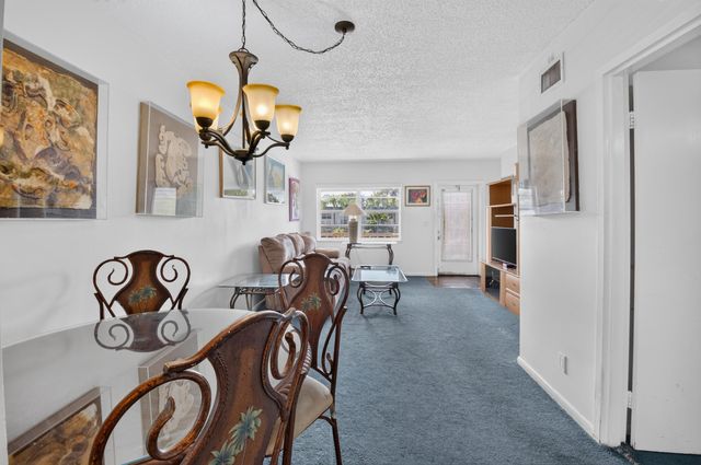 2 Abbey Lane 205, Delray Beach, FL 33446