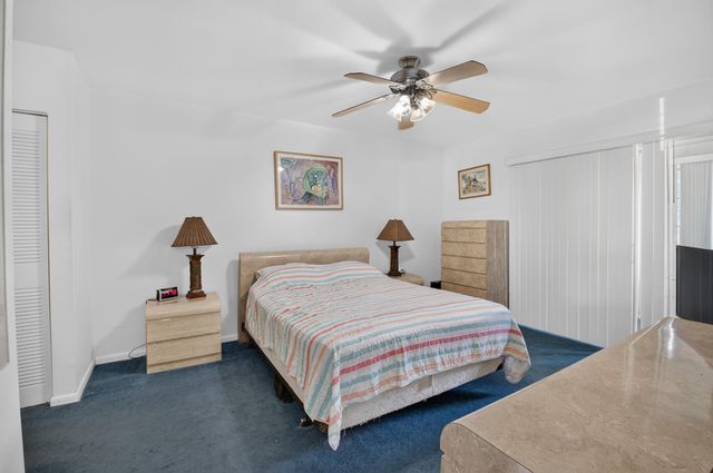 2 Abbey Lane 205, Delray Beach, FL 33446