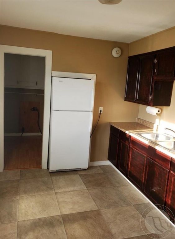 200 Cleveland, Other, MT 59523 photo 10