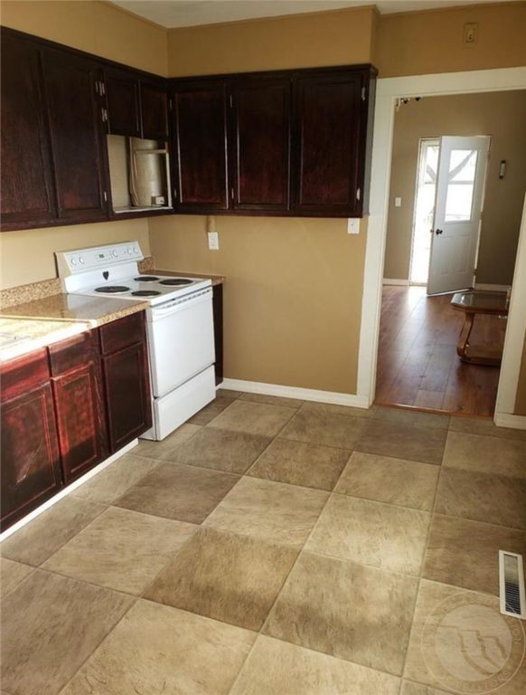 200 Cleveland, Other, MT 59523 photo 9