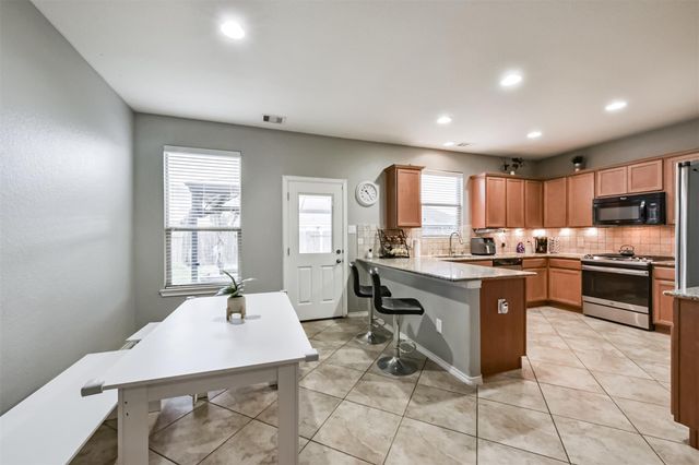 14002 Willowshire Lane, Houston, TX 77014