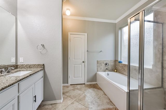 14002 Willowshire Lane, Houston, TX 77014