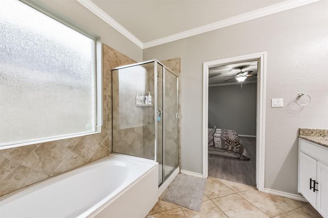 14002 Willowshire Lane, Houston, TX 77014