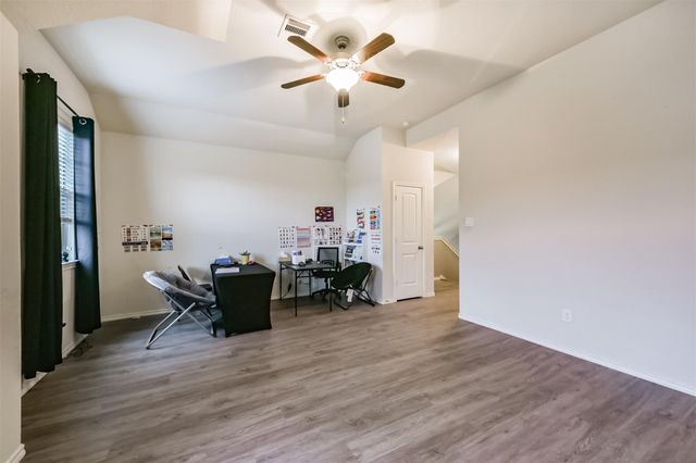 14002 Willowshire Lane, Houston, TX 77014