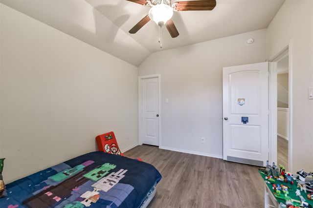 14002 Willowshire Lane, Houston, TX 77014