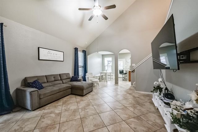 14002 Willowshire Lane, Houston, TX 77014