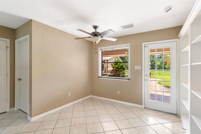 26342 Hill And Dale Avenue, Splendora, TX 77372