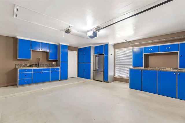26342 Hill And Dale Avenue, Splendora, TX 77372