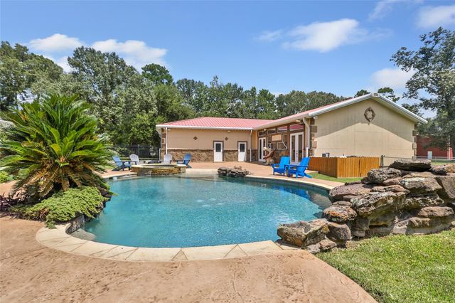 26342 Hill And Dale Avenue, Splendora, TX 77372