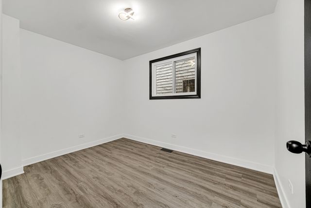 6420 S Winchester Avenue, Chicago, IL 60636