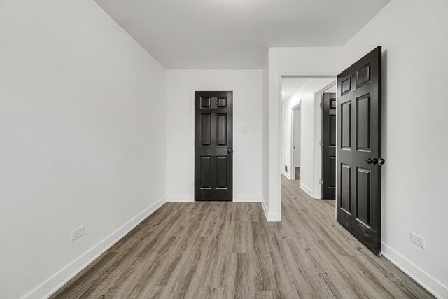 6420 S Winchester Avenue, Chicago, IL 60636