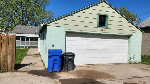 729 14th Street N, Fargo, ND 58102