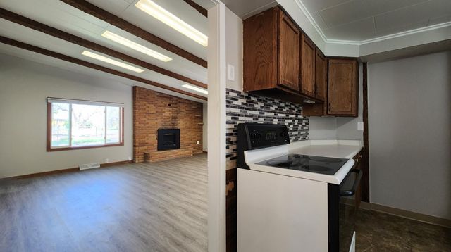 729 14th Street N, Fargo, ND 58102