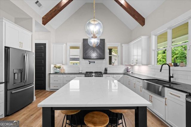 2490 S Carroll Court, Villa Rica, GA 30180