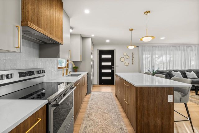 3000 BELKE STREET, Stevens Point, WI 54481