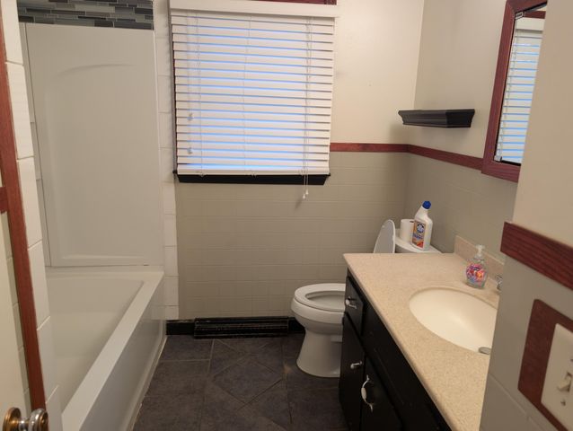 1025 27TH AVENUE Avenue, Council Bluffs, IA 51501