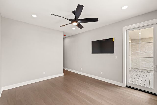 10261 Calumet Avenue 203, Dyer, IN 46311